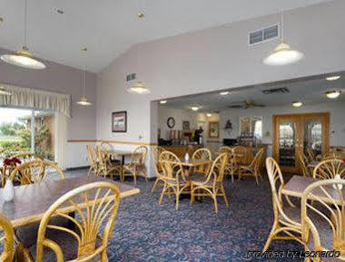Super 8 By Wyndham Hotel